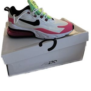 Nike Air270  Size 9.5